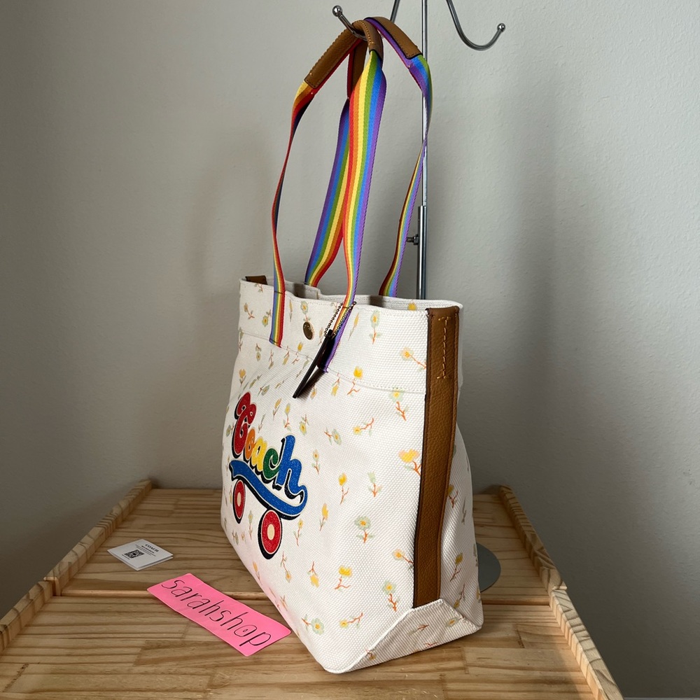 ✅Coach Purse - Picture 3 of 12